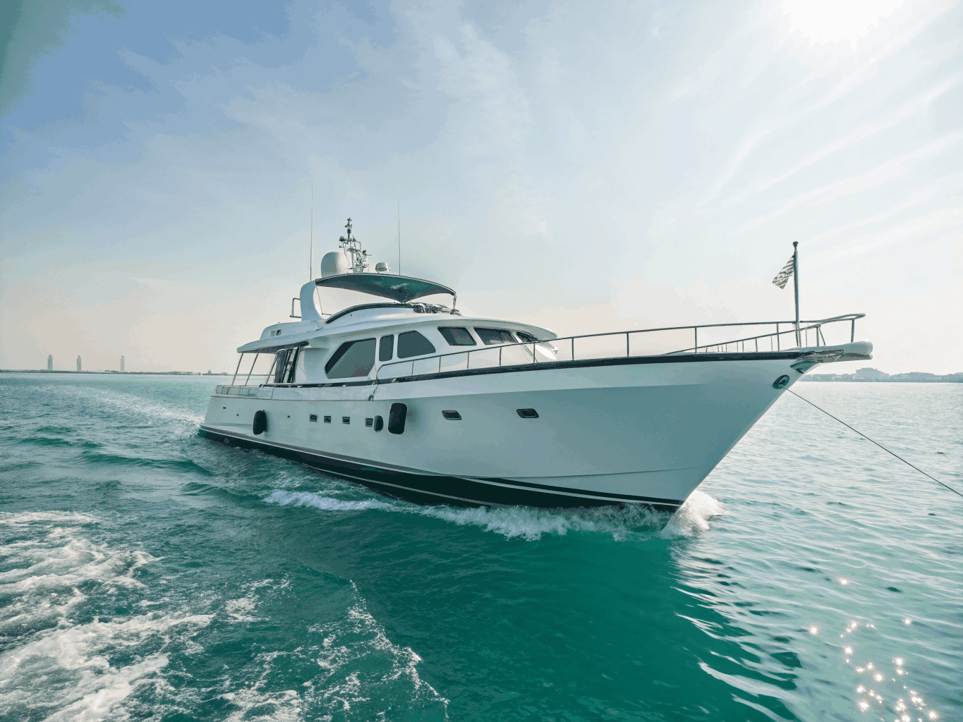 Profilo laterale di FERRETTI YACHTS 1000